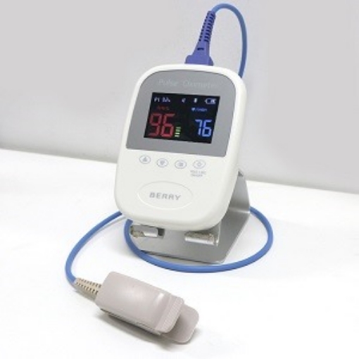 Oximetro Led Berry Med Con Sensor Para Adulto, Pediatrico Y Neonatal
